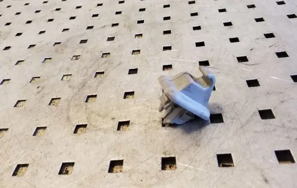 Sun visor clip/hook/bracket