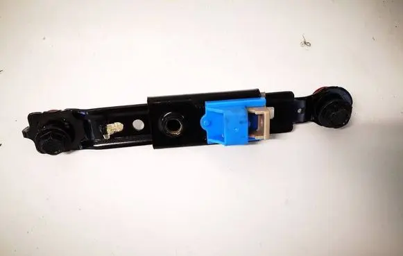Hyundai Kona I Seat belt adjustment rail 