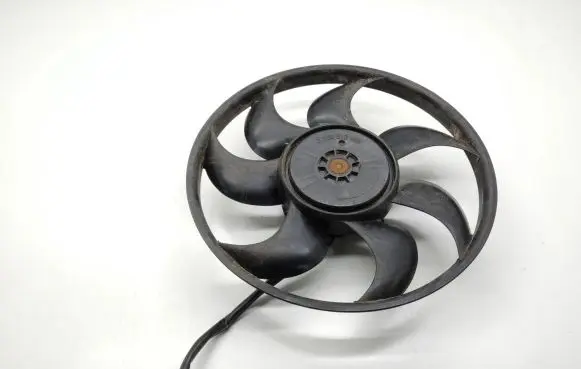 Electric radiator cooling fan