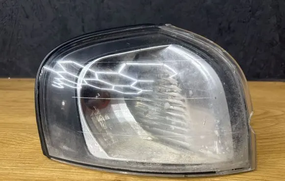 Volvo S80 Front indicator light 8678113
