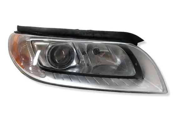 Volvo XC70 Headlight/headlamp 31353533 6336200000