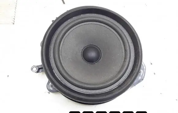 Audi A4 S4 B6 8E 8H Front door speaker