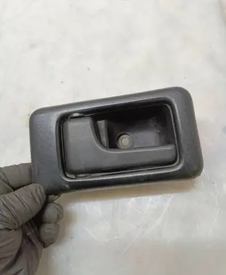 Opel Frontera B Front door interior handle 97817145