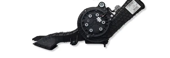 Ford Mondeo MK V Hybrid/electric vehicle battery fan DG9810C709AB T61129A
