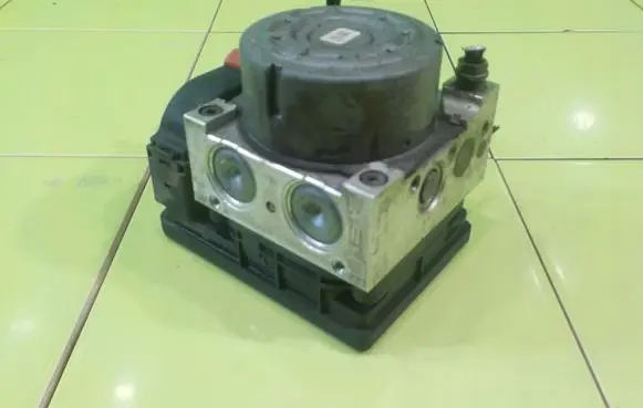 Volkswagen Golf VII ABS Pump 3Q0614517R