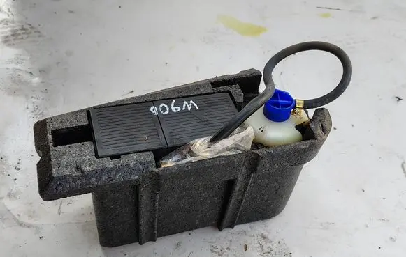 Mercedes-Benz Sprinter W906 Tire air pump compressor 