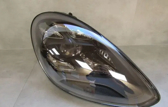 Porsche Panamera (971) Headlight/headlamp 971941036J L971004