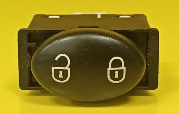 Central locking switch button