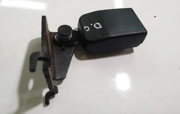 Renault Fluence Rear seatbelt buckle 