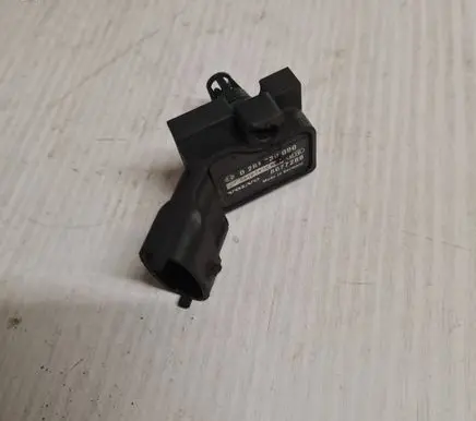 Volvo V70 Air pressure sensor 8677288 0261230090 0310141