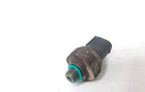 Air conditioning (A/C) pressure sensor