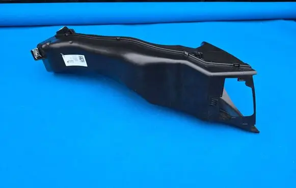 BMW X6 F16 Brake cooling air channel/duct 7343806