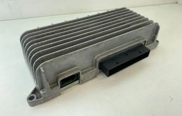 Audi Q7 4L Sound amplifier 4L0910223E 4L0035223C