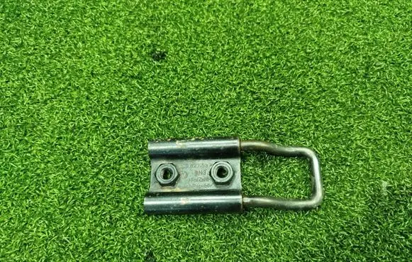 Man TGE 1gen Loading door lock loop/hook striker 7C0827537