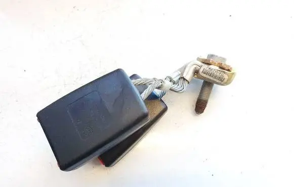 Volkswagen Jetta V Rear seatbelt buckle 1K0857739D