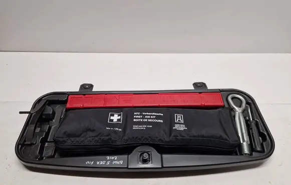 BMW 5 F10 F11 Tool box 6788803 6770487 7276541