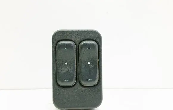 Opel Combo C Electric window control switch 13363202 24409205