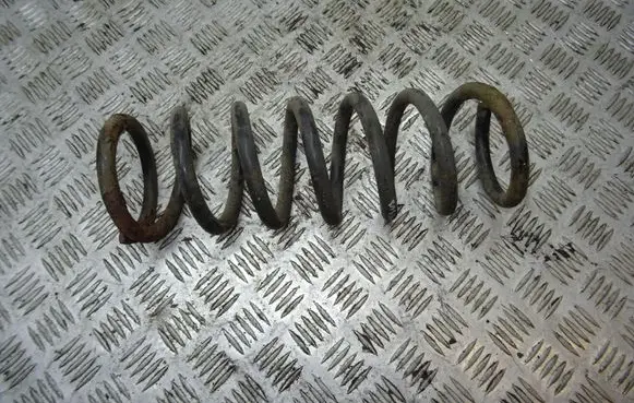 Lexus IS 220D-250-350 Rear coil spring