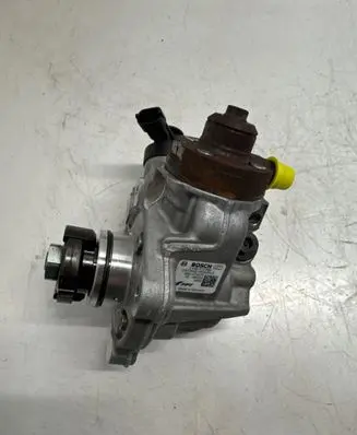 Iveco Daily 6th gen Fuel injection high pressure pump 5801572470 0445010586