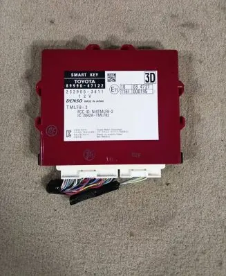 Toyota Prius+ (ZVW40) Keyless (KESSY) go control unit/module 89990-47122