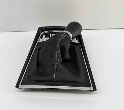 Skoda Karoq Gear lever shifter trim leather/knob 567863212A 567711113M