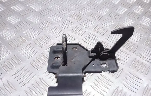 Porsche Cayenne (9PA) Engine bonnet/hood lock/latch loop/hook 