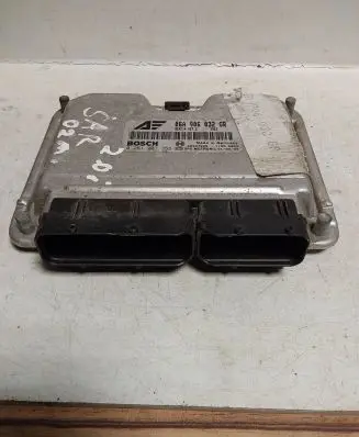 Volkswagen Sharan Engine control unit/module 06A906032GR 26SA7825 0261207352