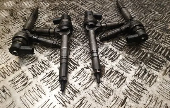Fuel injectors set