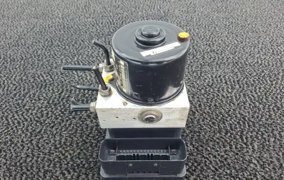 Seat Altea ABS Pump 1K0907379K 1K0614517H