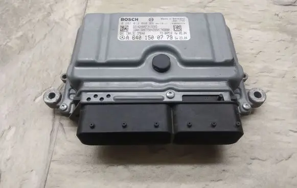 Mercedes-Benz A W169 Engine control unit/module A6401500779 0281012060