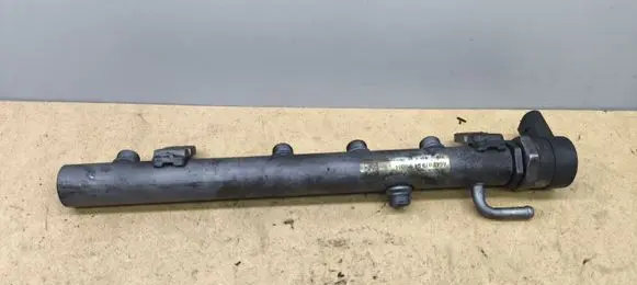 Mercedes-Benz E W211 Fuel main line pipe A6110780449