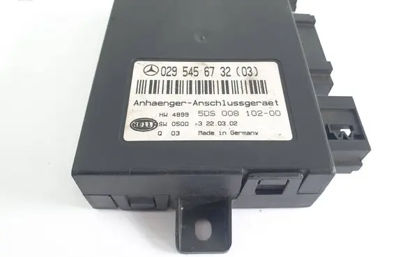 Mercedes-Benz E W211 Tow bar trailer control unit/module 0295456732 5DS00810200
