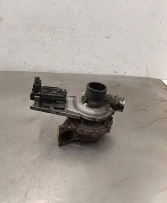 Volvo XC90 Turbo GTB2056VL 757779105 30757080