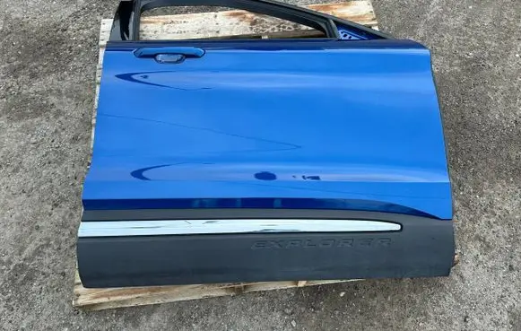 Ford Explorer VI Front door DRZ2020EX