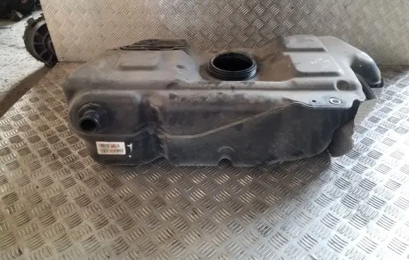 Mitsubishi Colt Fuel tank MR978279