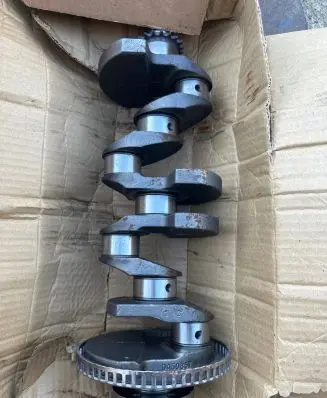 Skoda Octavia Mk2 (1Z) Crankshaft 06A105021D