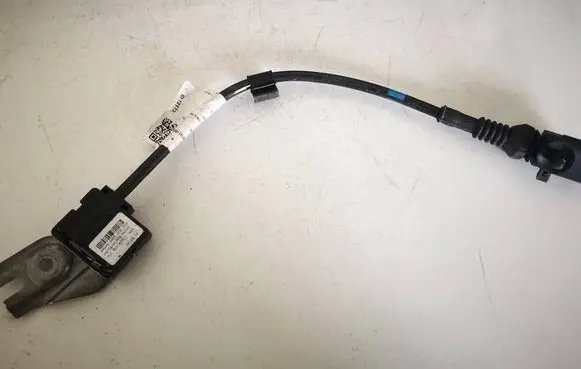 Volkswagen Touareg I ESP acceleration yaw rate sensor 7L0907673C