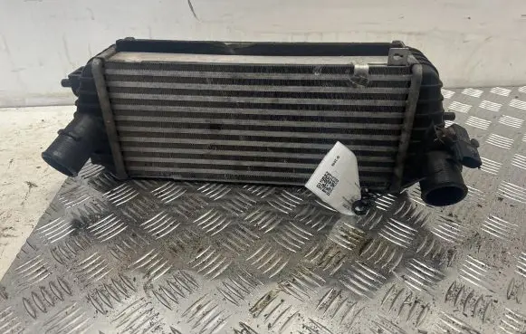 Hyundai i40 Intercooler radiator 28270