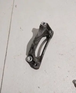Volkswagen Transporter - Caravelle T5 A/C compressor mount bracket 070260885A V251