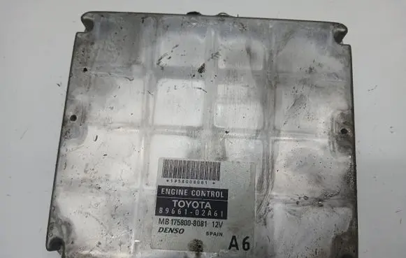 Toyota Corolla E120 E130 Engine control unit/module 8966102A61 MB1758008081 1758008081