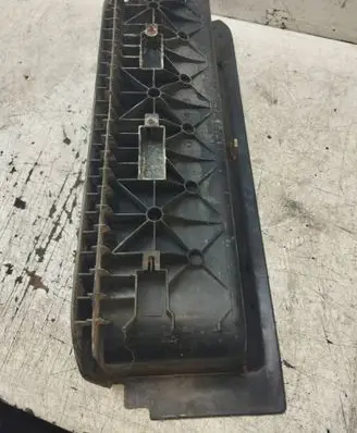 Volkswagen Transporter - Caravelle T4 Front sill trim cover 701863736B 705863736