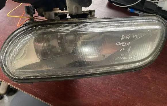 Peugeot 308 SW Front fog light 37080754