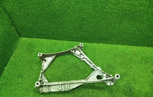 Volkswagen Crafter Engine mounting bracket 04L145173J EAC46000