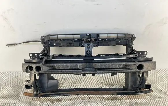 Volkswagen Golf VII Radiator support slam panel 5G0805594