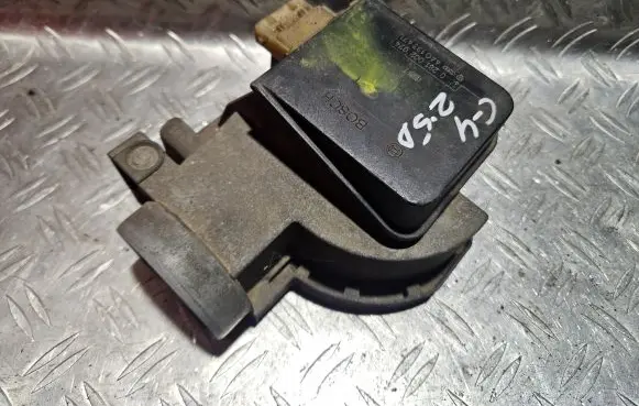 Audi A6 S6 C4 4A Mass air flow meter 0281002074 4A0133471