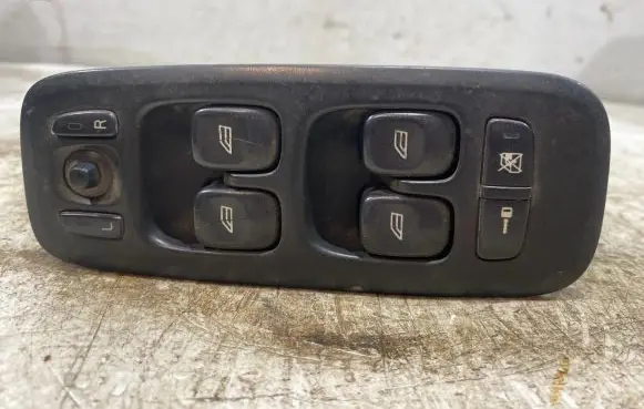 Volvo V70 Electric window control switch 30739980