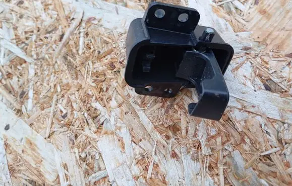 Subaru Outback Tie down hook / loop 