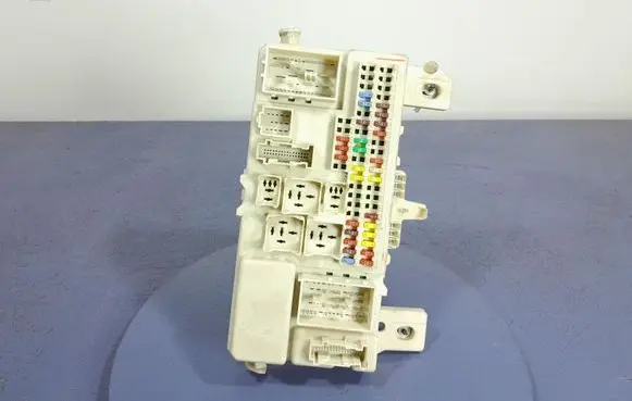 Mazda 3 II Fuse box set BR5S66730F