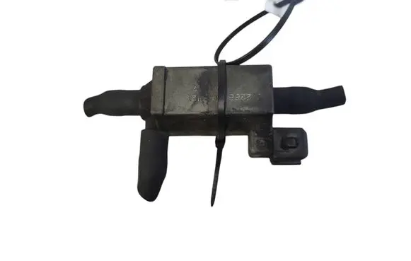 Jaguar XF X250 Turbo solenoid valve 72268701