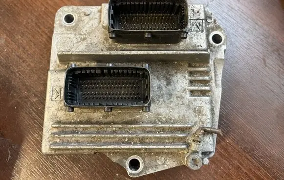 Opel Meriva A Engine control unit/module ECU 12249823